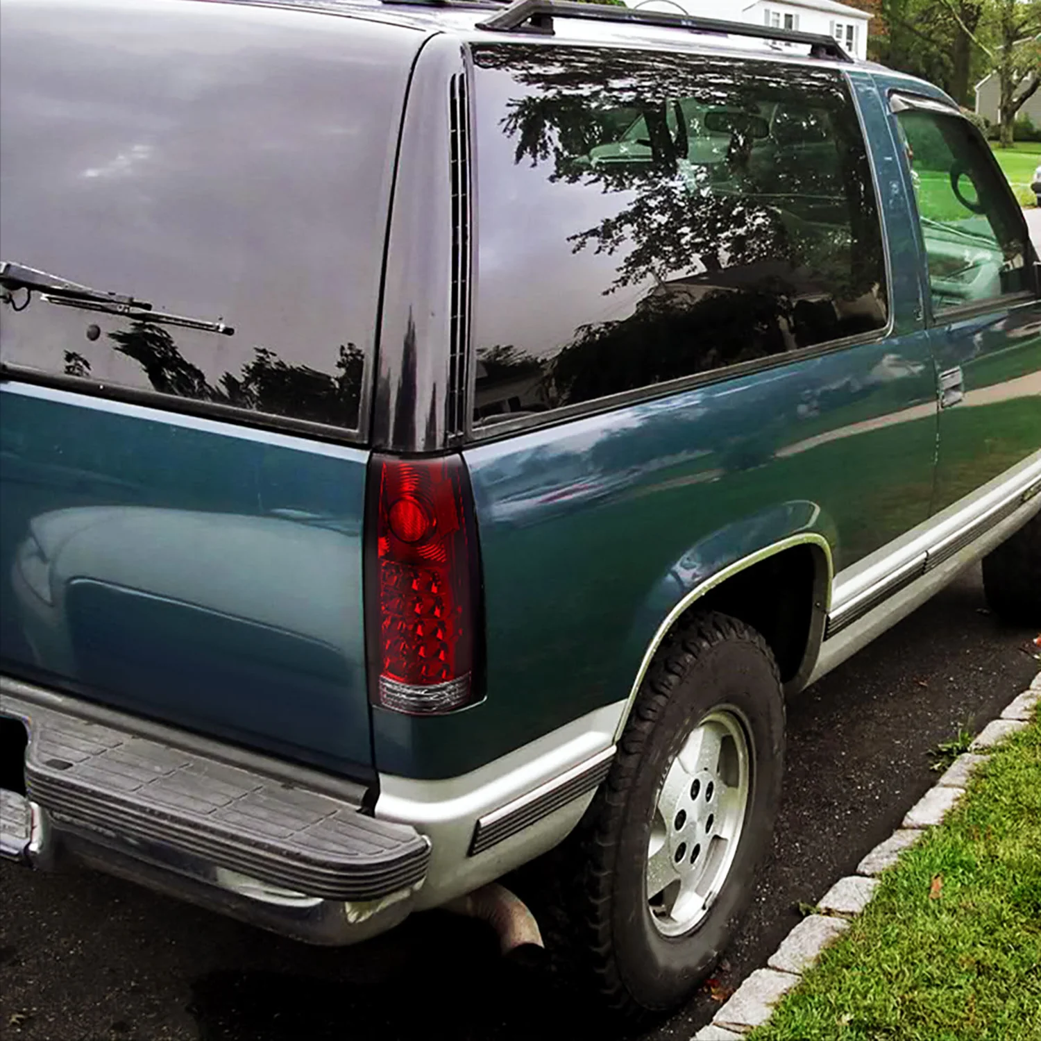 1988-2000 Chevy Silverado/Tahoe/Suburban/Sierra/Yukon Tail Lights Chrome/Red - Image 9