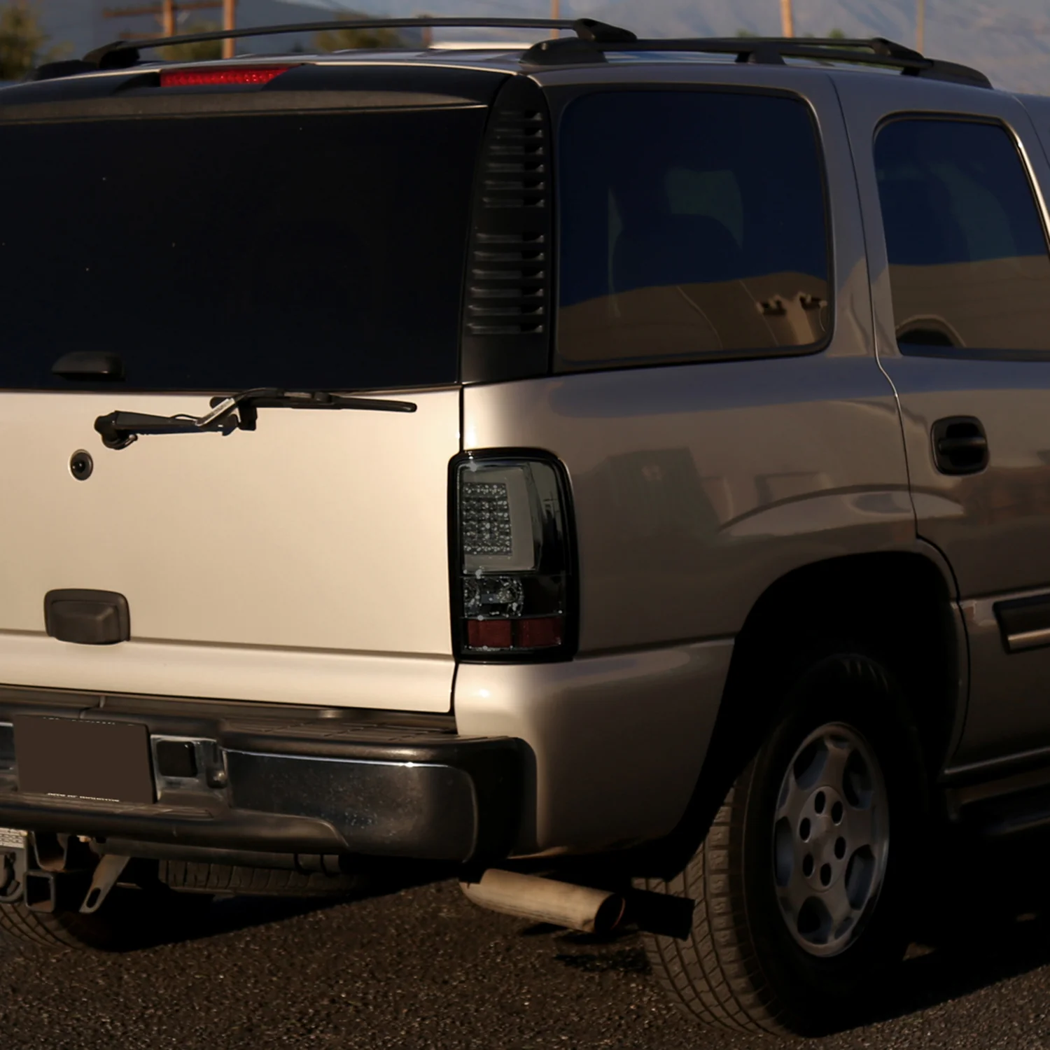 2000-2006 Chevy Suburban/Tahoe/Yukon/Yukon XL LED C Bar Tail Lights Smoke - Image 9
