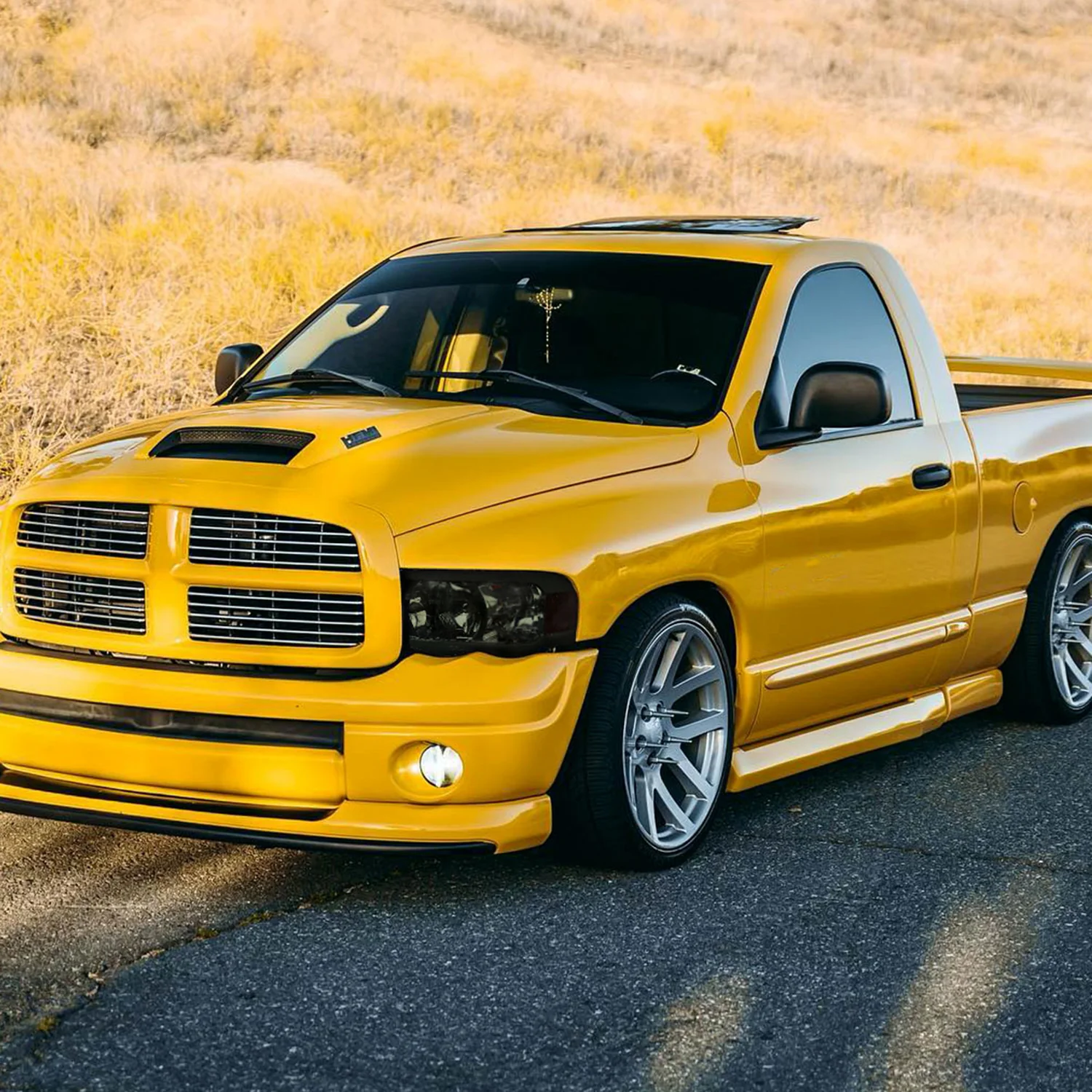 2002-2005 Dodge RAM 1500 /RAM 2500/3500 LED Tube Factory Headlights Smoked - Image 9