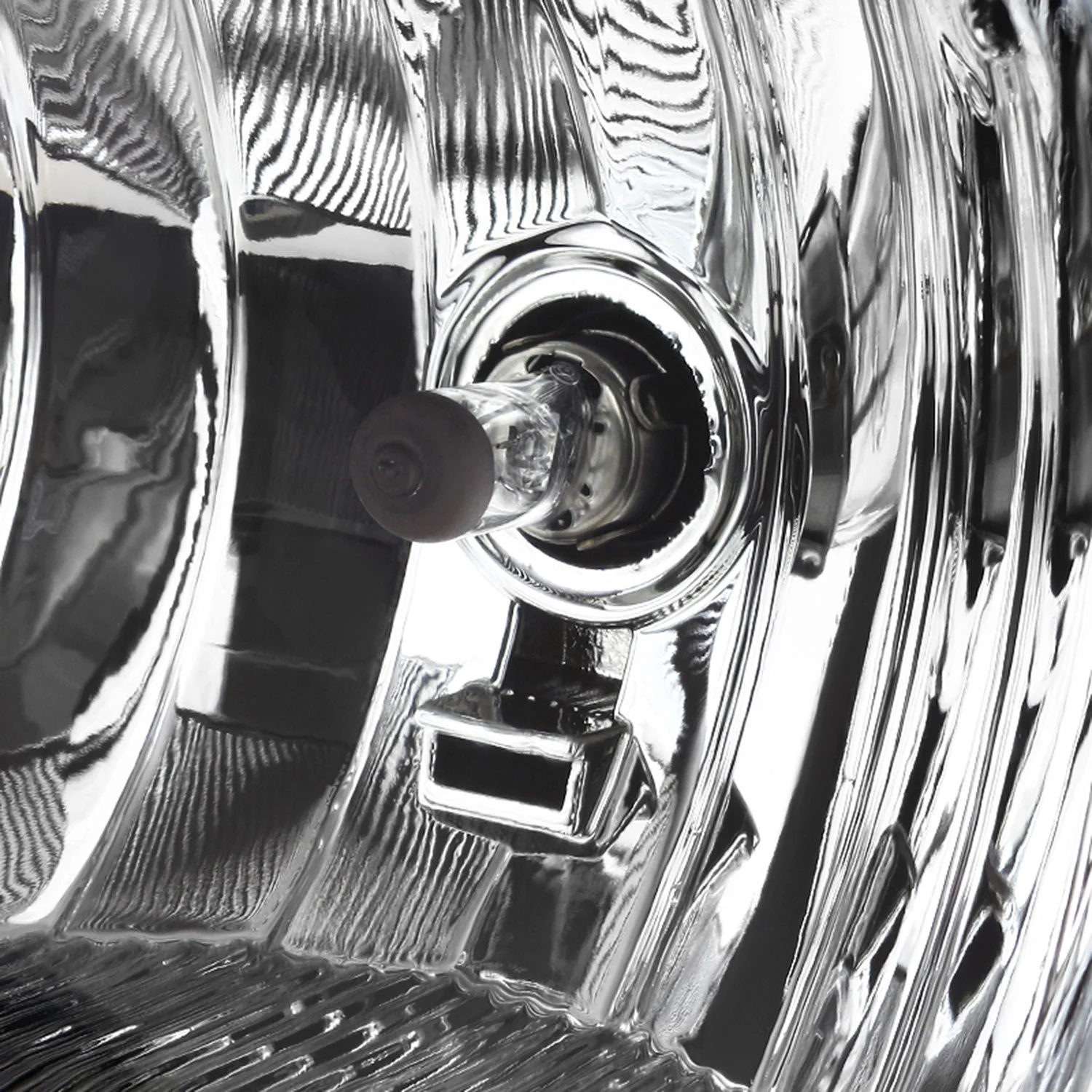 2002-2007 Chevy Silverado/Avalanche H10 Fog Lights Chrome Housing/Clear Lens - Image 3