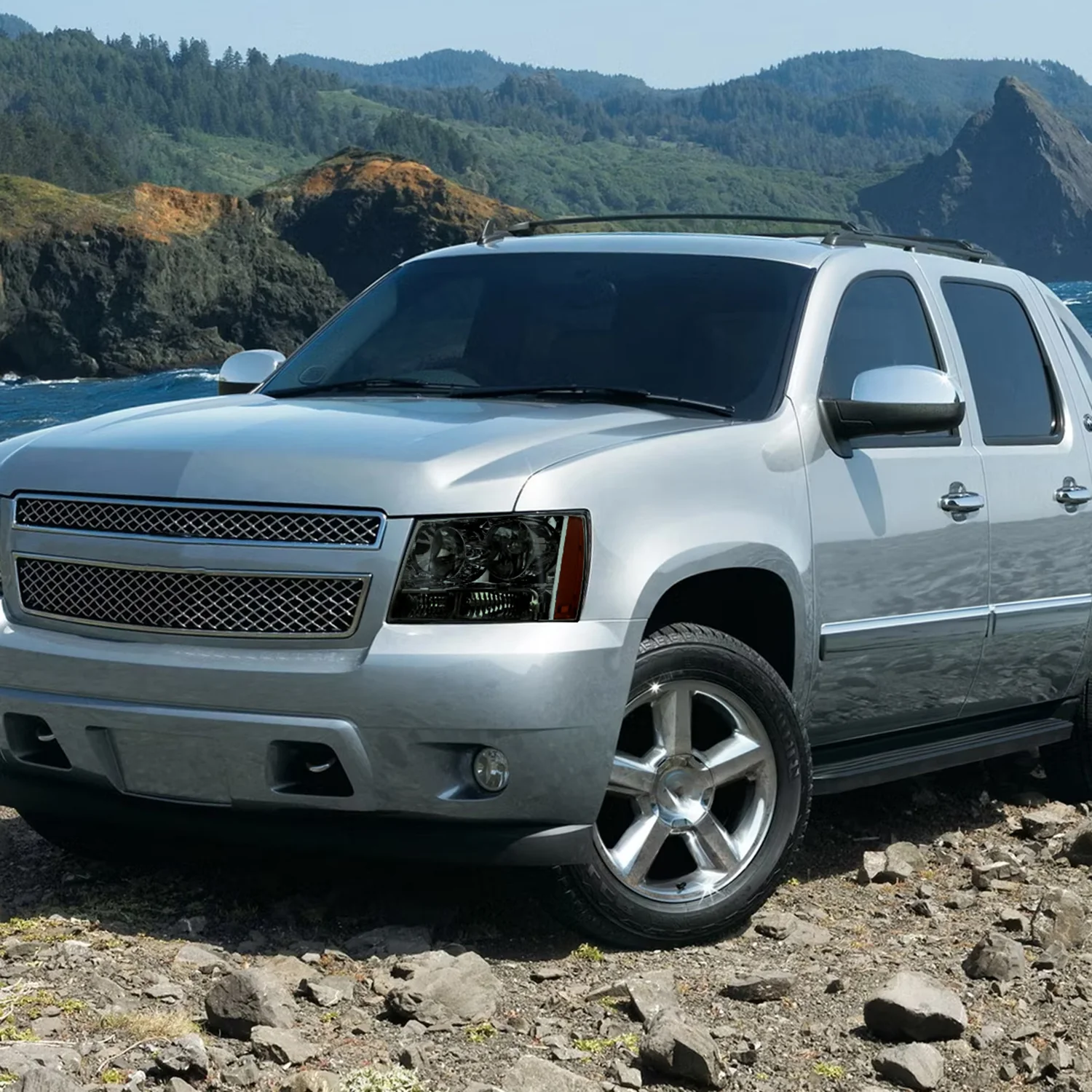 2007-2014 Chevy Avalanche/Tahoe/Suburban Factory Style Headlights Chrome/Smoke - Image 9