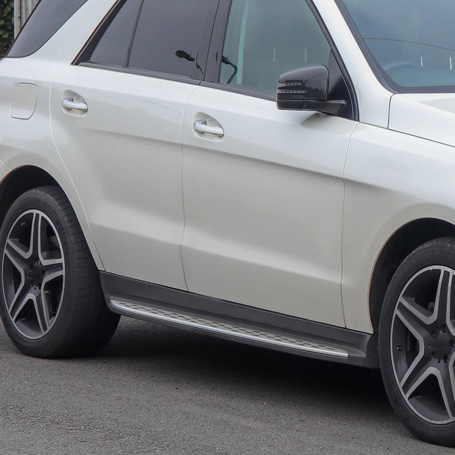 2010-2015 Mercedes Benz X204 GLK Class Aluminum Side Step Running Boards - Image 10