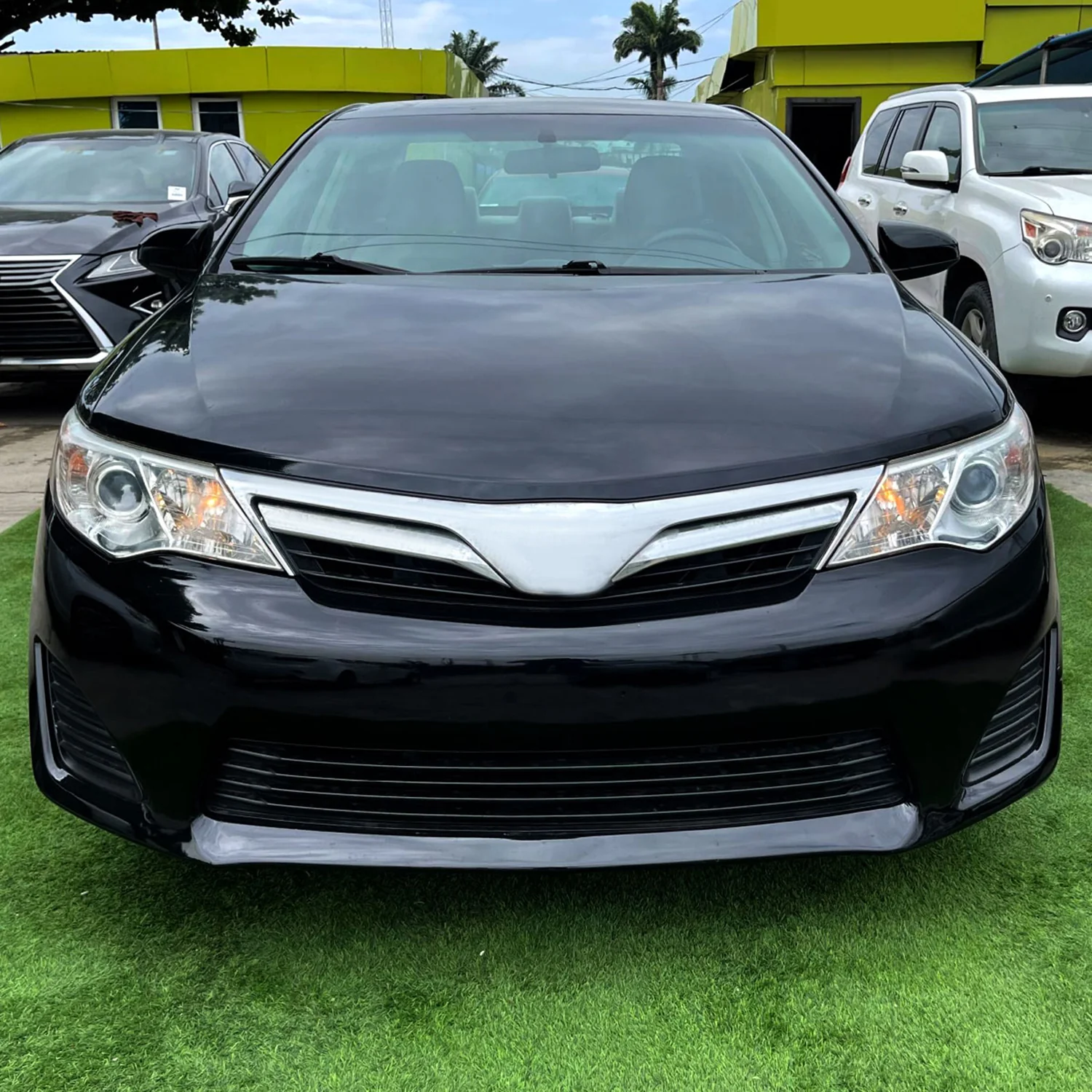2012-2014 Toyota Camry Headlights Amber Reflectors Passenger Side Chrome - Image 10