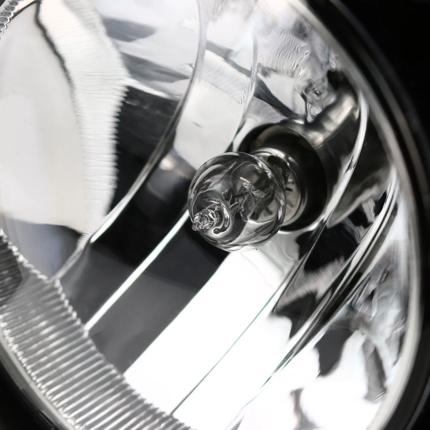 2017-2019 Chevrolet Trax PS24W Fog Lights Kit Chrome Housing/Clear Lens - Image 2