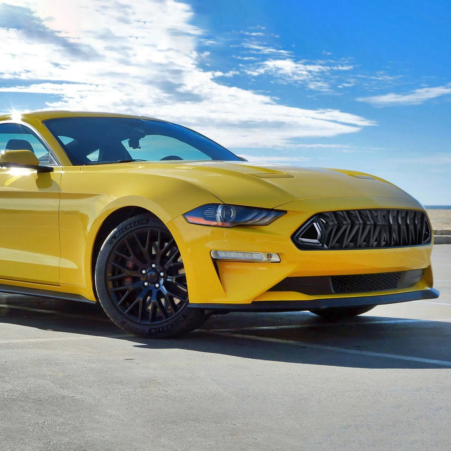 2018-2023 Ford Mustang Shark Hood Grille w/3D Smoke LED Turn Signal Lights - Image 10