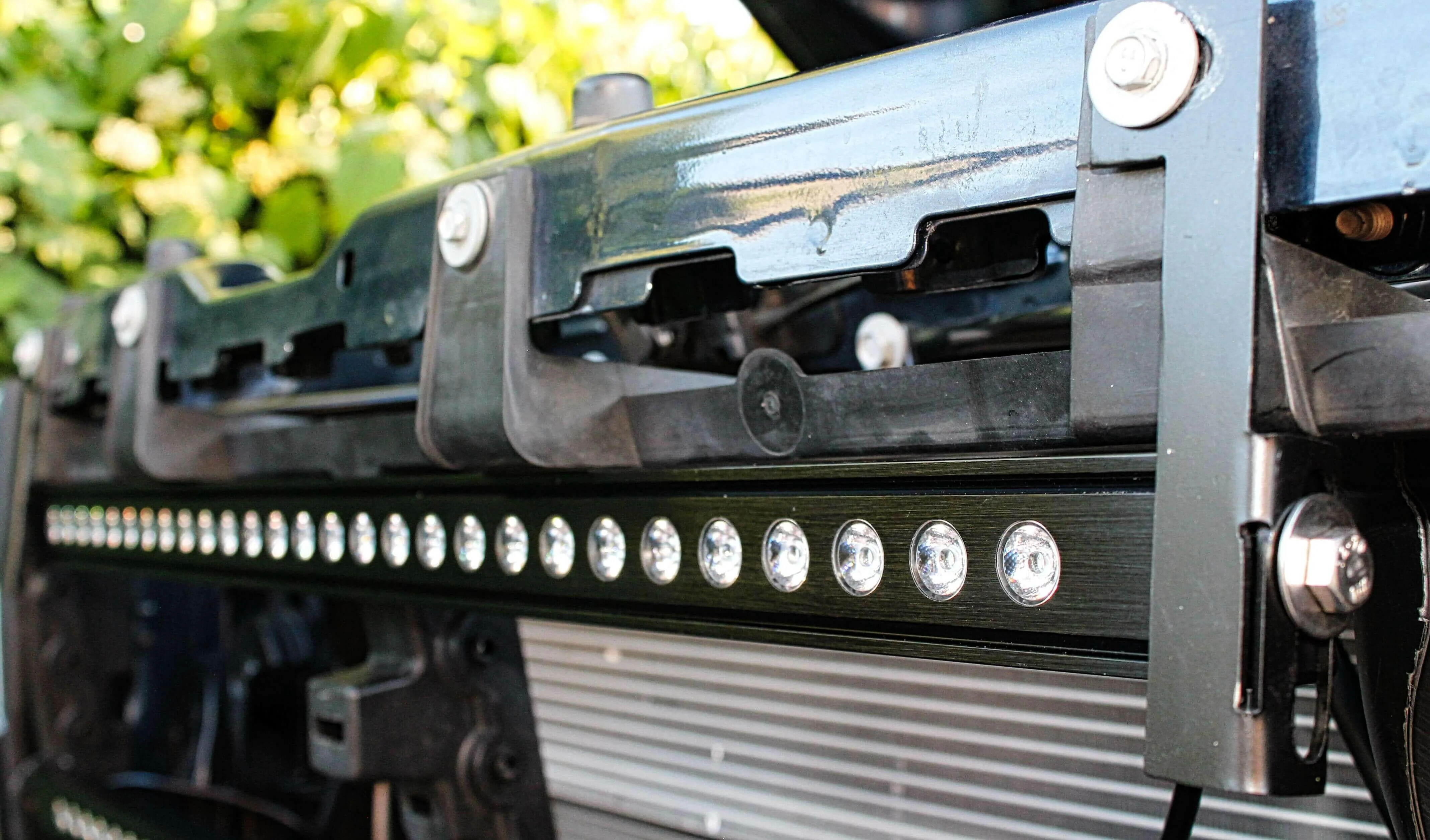 2019-2021 Chevrolet Silverado 1500 Single 30in Light Bar - Image 3