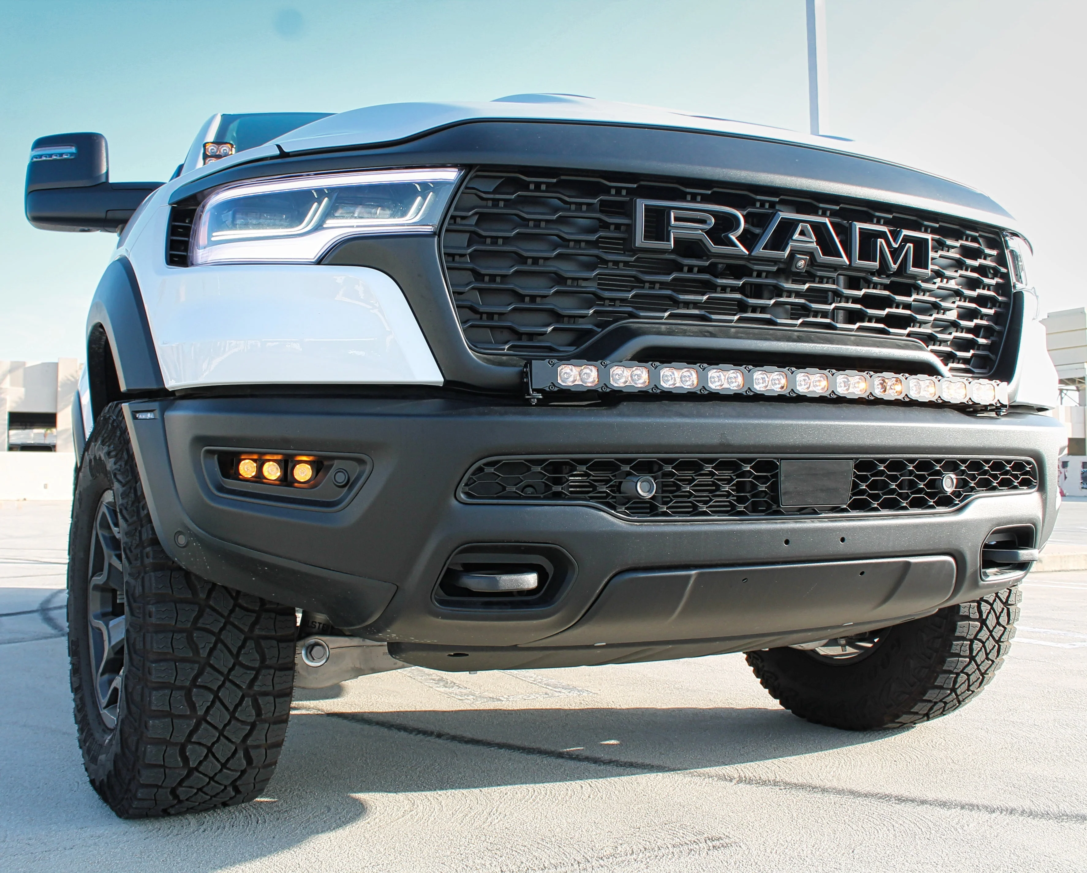 2025+ RAM 1500 Rebel 40in Light Bar PRO - Image 4