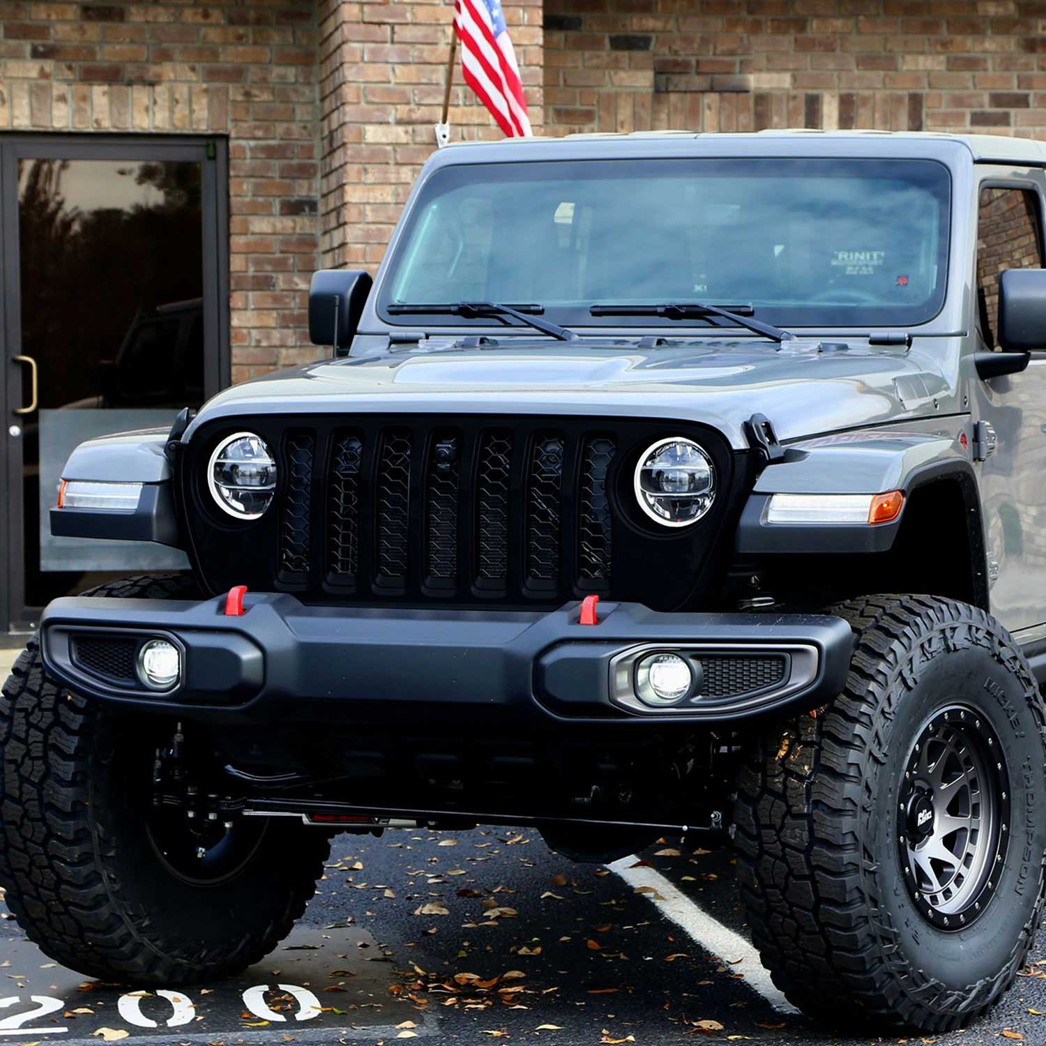 2023-2024 Jeep Gladiator Grille Overlay Gloss Black 1Pcs ABS Plastic - Image 5