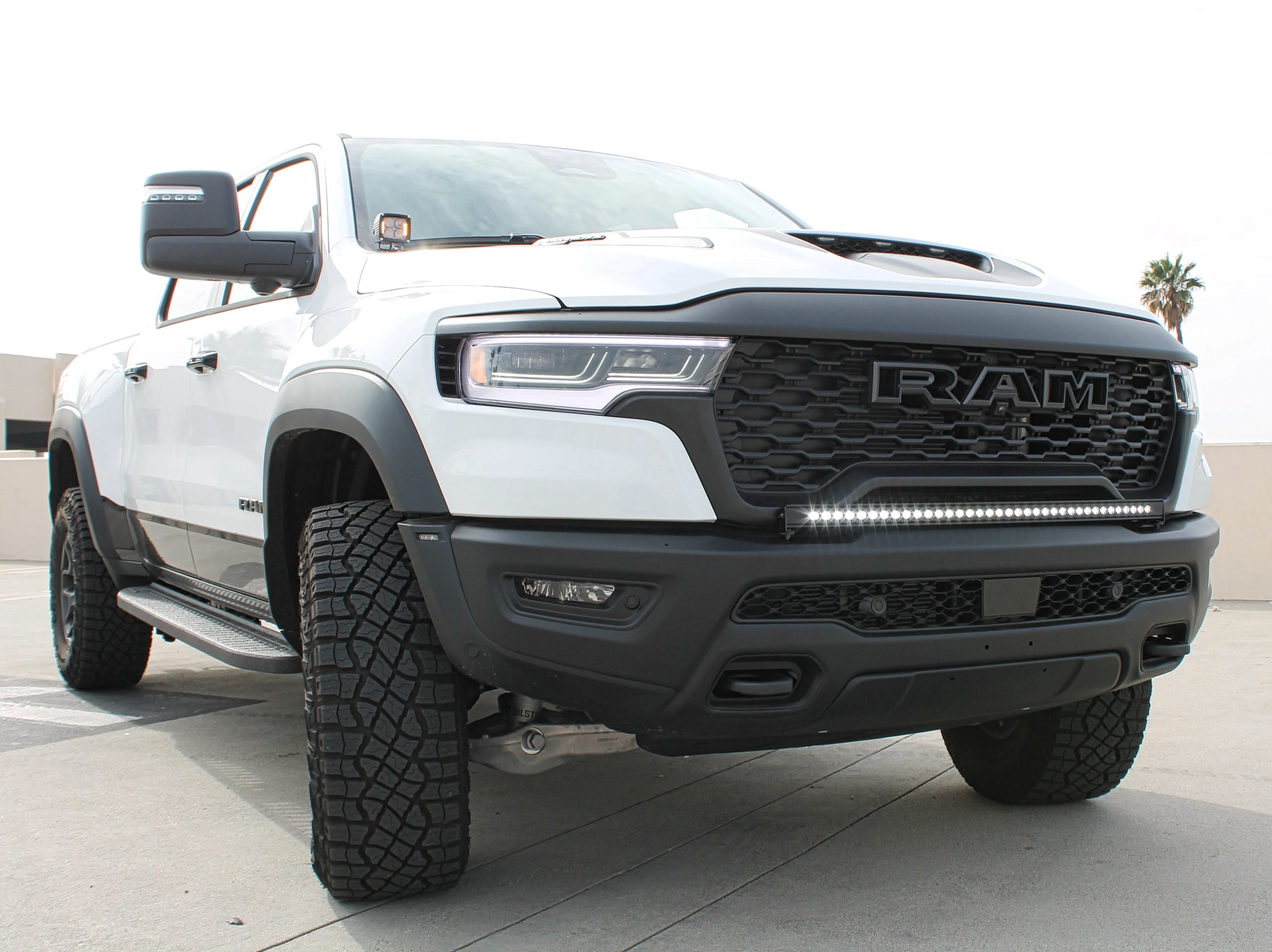 2025+ RAM 1500 RHO Light Bar 40in SLIM - Image 12