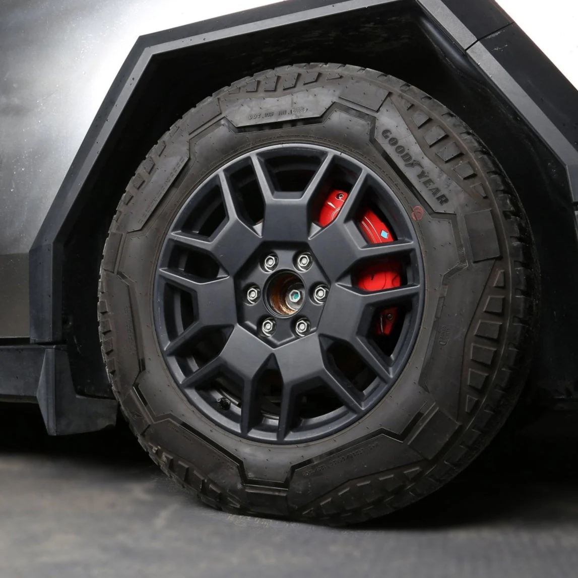 Caliper Cover Kit for Tesla Cybertruck - Image 3