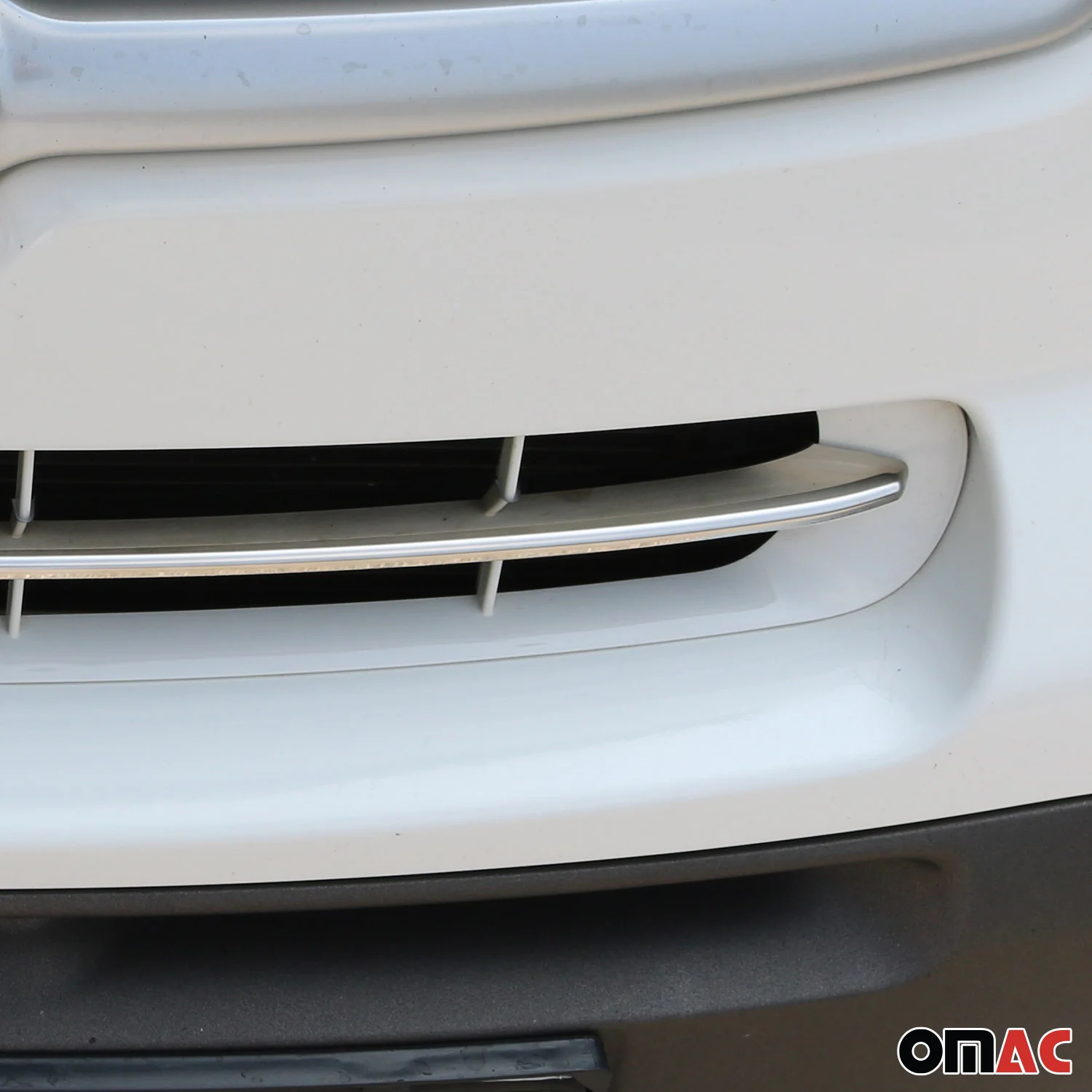 2016-2018 Fiat 500X Front Bumper Trim Molding Stainless Steel Silver 1 Pc - Image 8