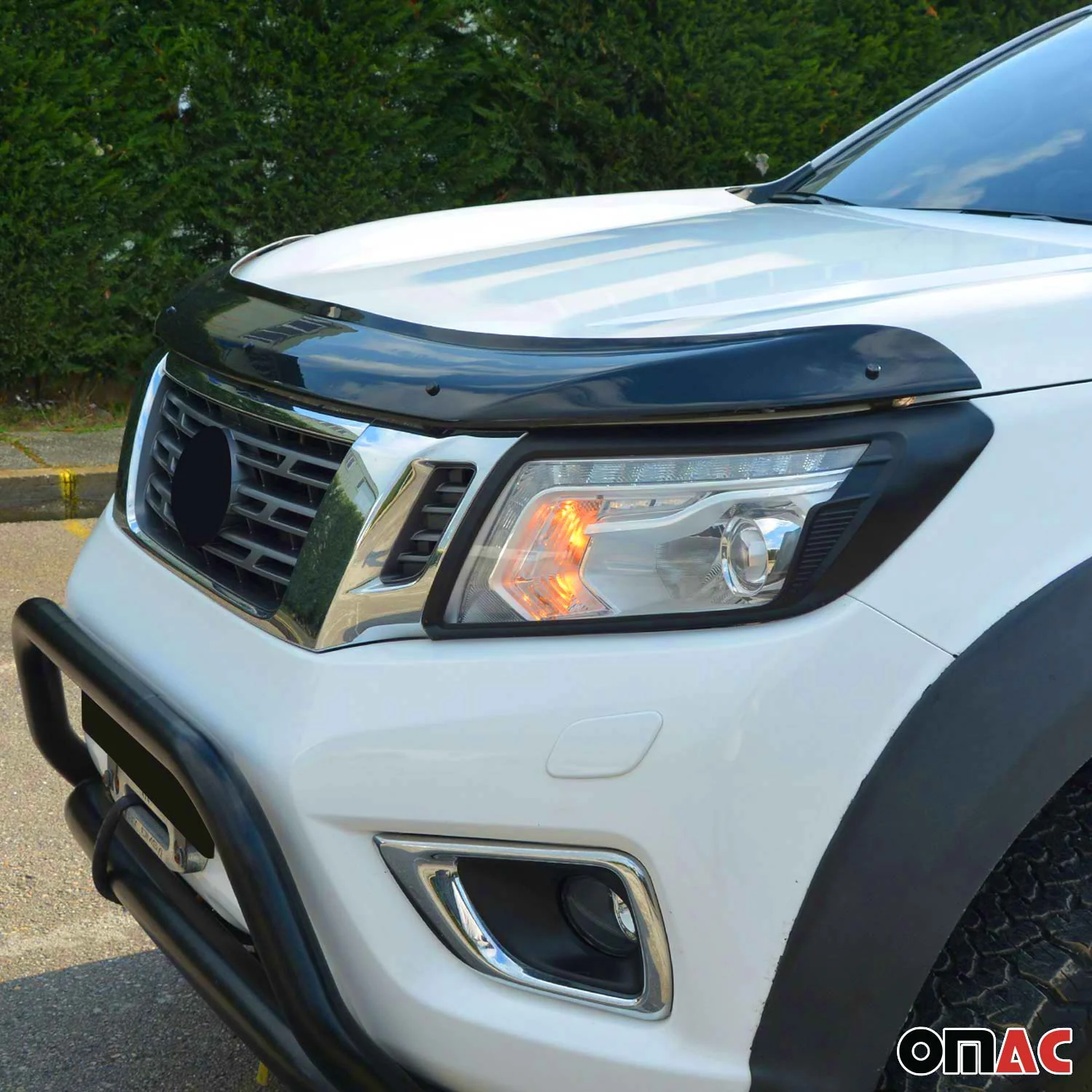 2014-2024 Nissan Navara D23 Front Bug Shield Hood Deflector 1 Pc Smoke - Image 8