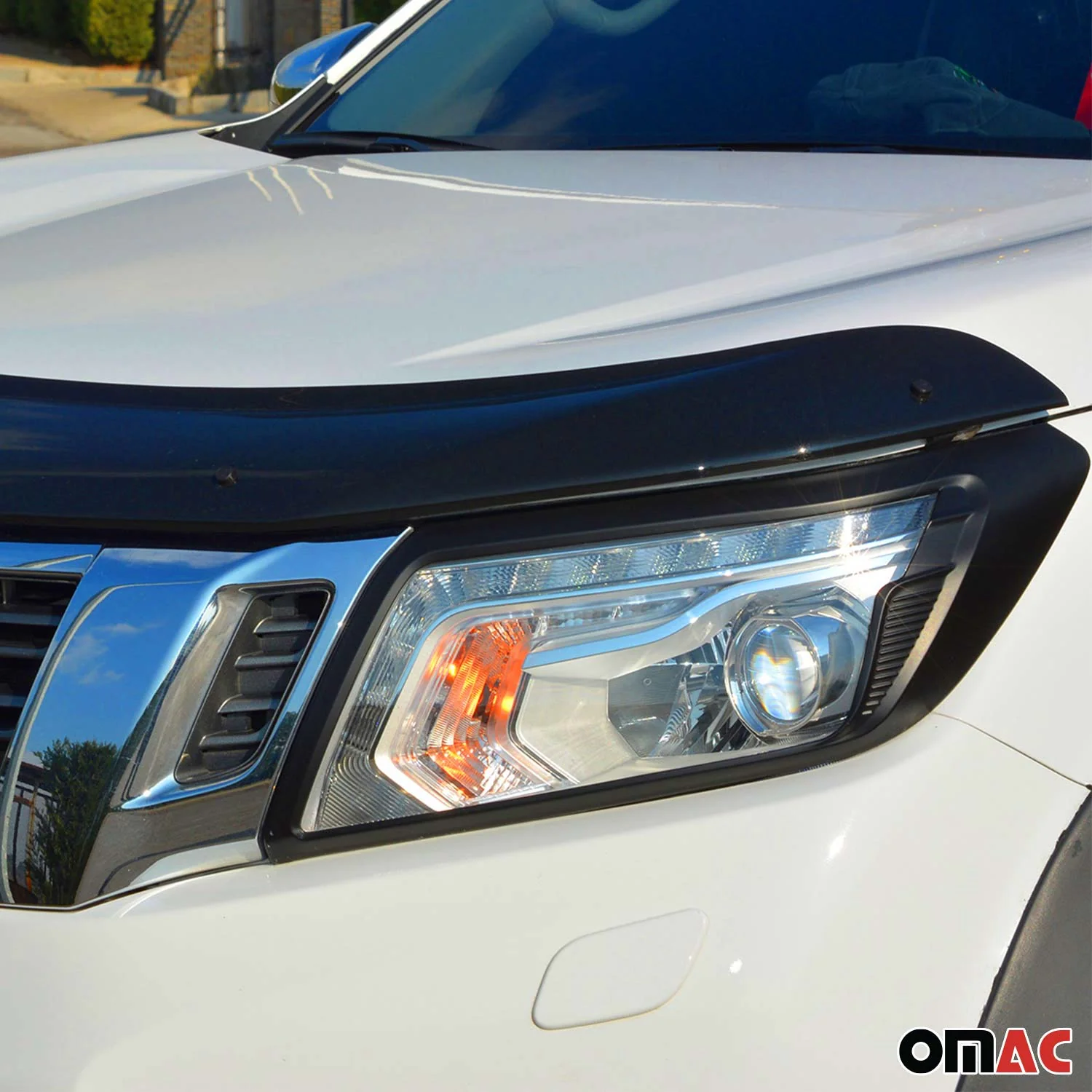 2014-2024 Nissan Navara D23 Front Bug Shield Hood Deflector 1 Pc Smoke - Image 9