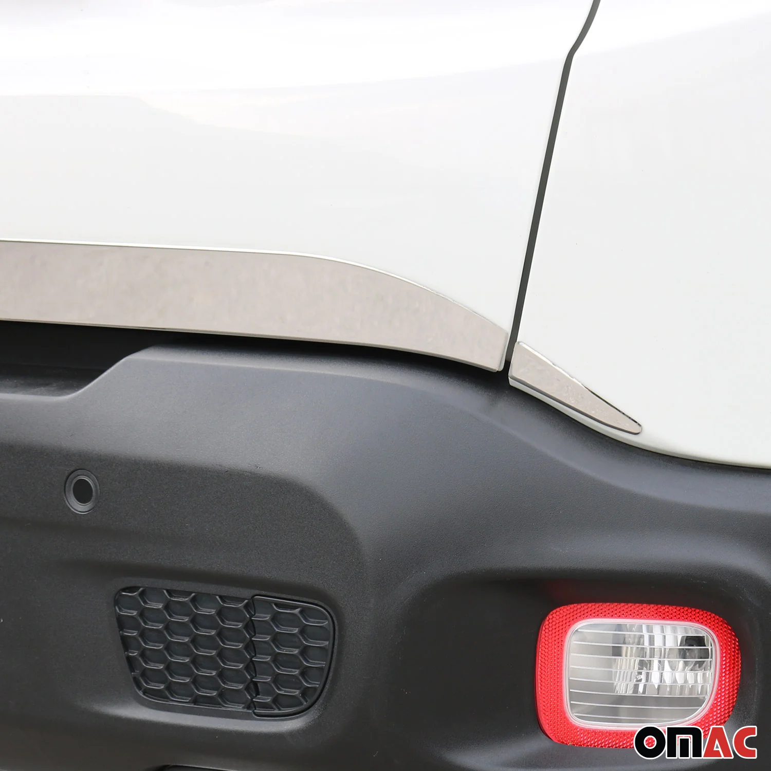 2015-2018 Jeep Renegade Rear Trunk Molding Trim for Jeep Renegade 2015-2018 Steel Silver 3 Pcs - Image 5