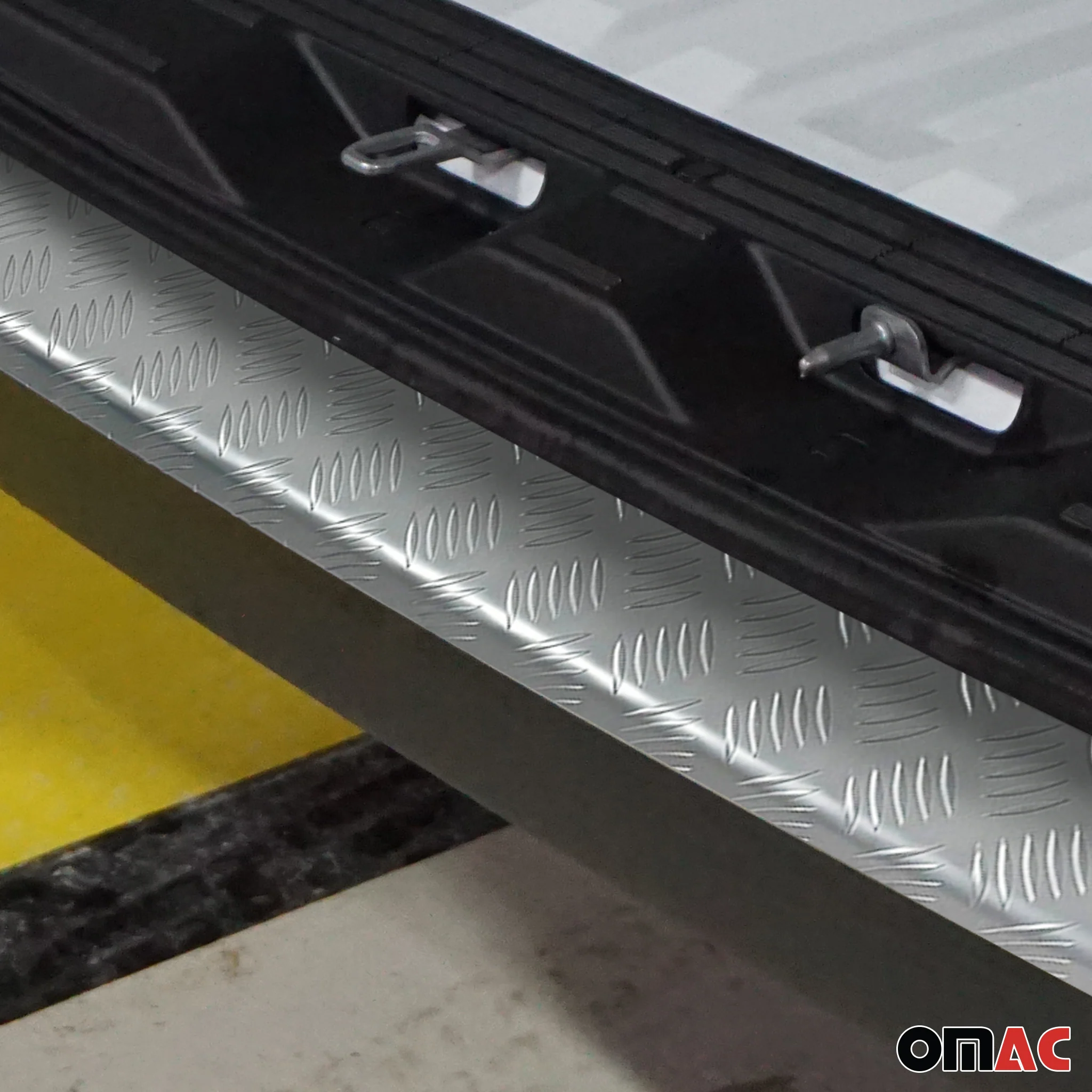 OMAC Rear Bumper Sill Cover for Mercedes Sprinter 2019-2026 Aluminium Silver - Image 3