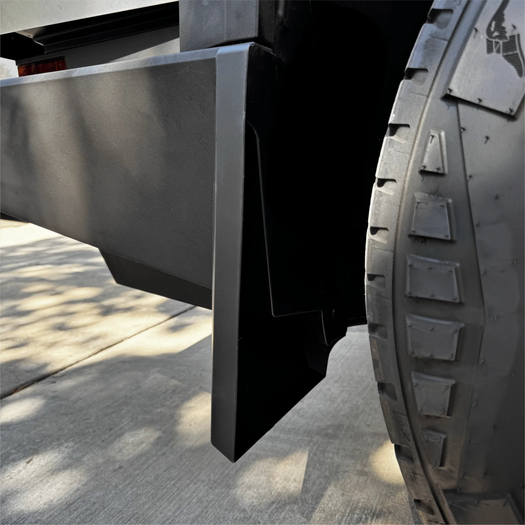 Tesla Cybertruck Mub Flaps Set (Full Set) - Image 2